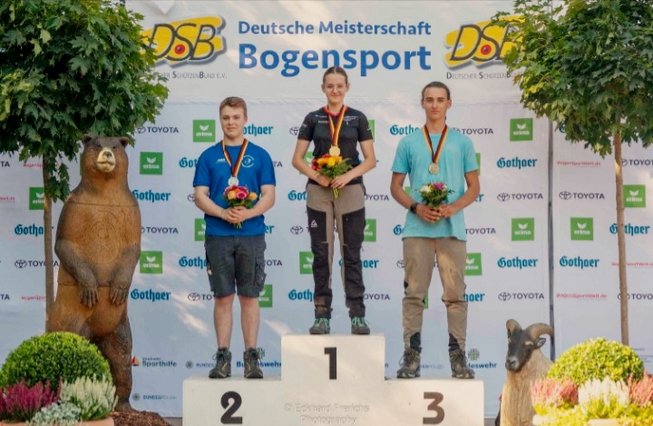 Bild_2_Siegerehrung_Emma_Brill