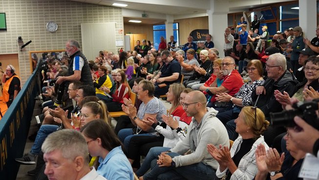 Foto DSB: Zuschauer 2_DSB_Zuschauermenge